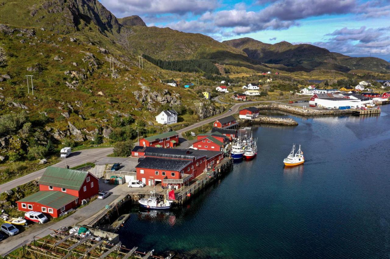 Fish Factory -The Real Lofoten Experience Ballstad Bagian luar foto